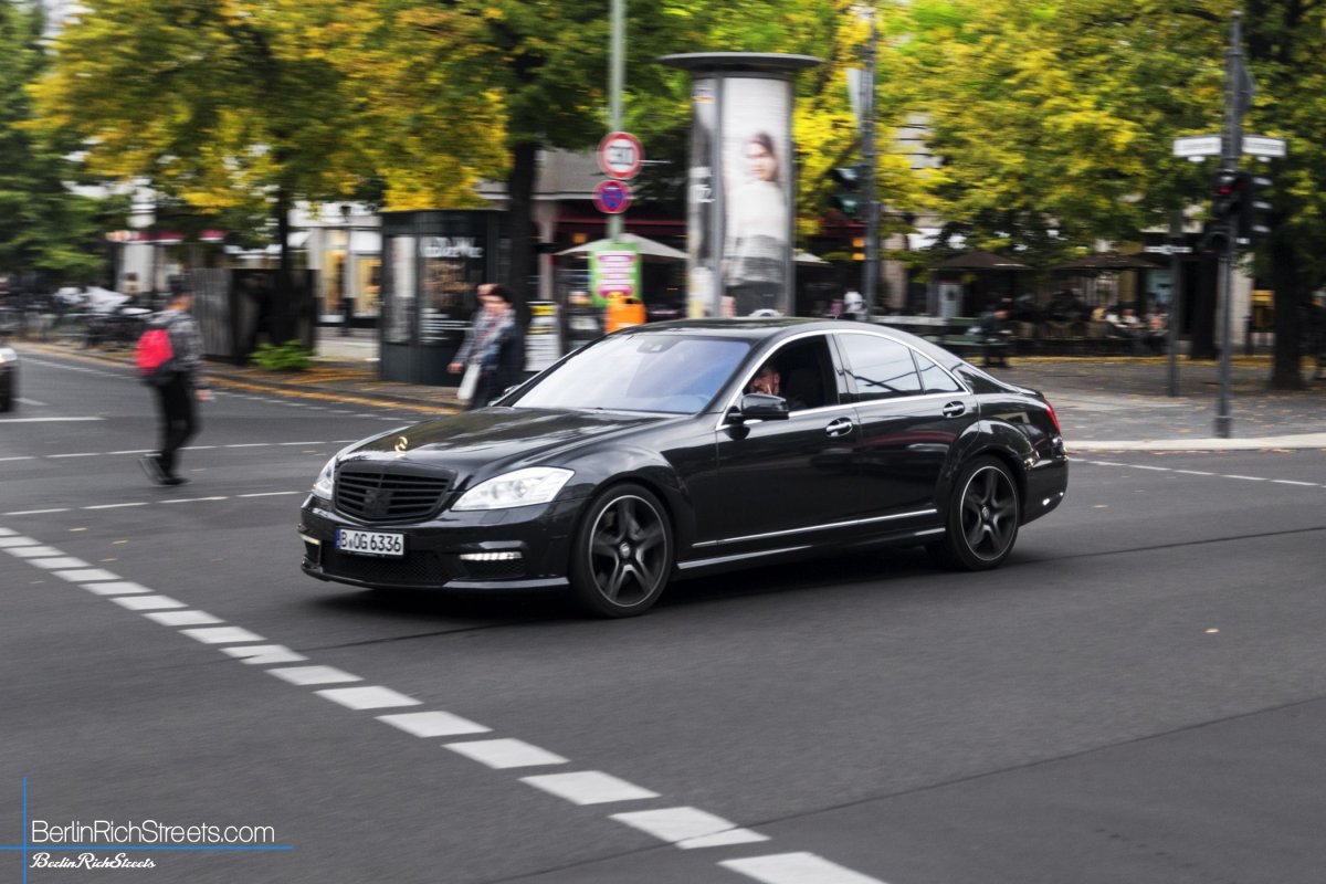 Mercedes-Benz S63 AMG (W221) 2010 spotted in Berlin — BerlinRichStreets
