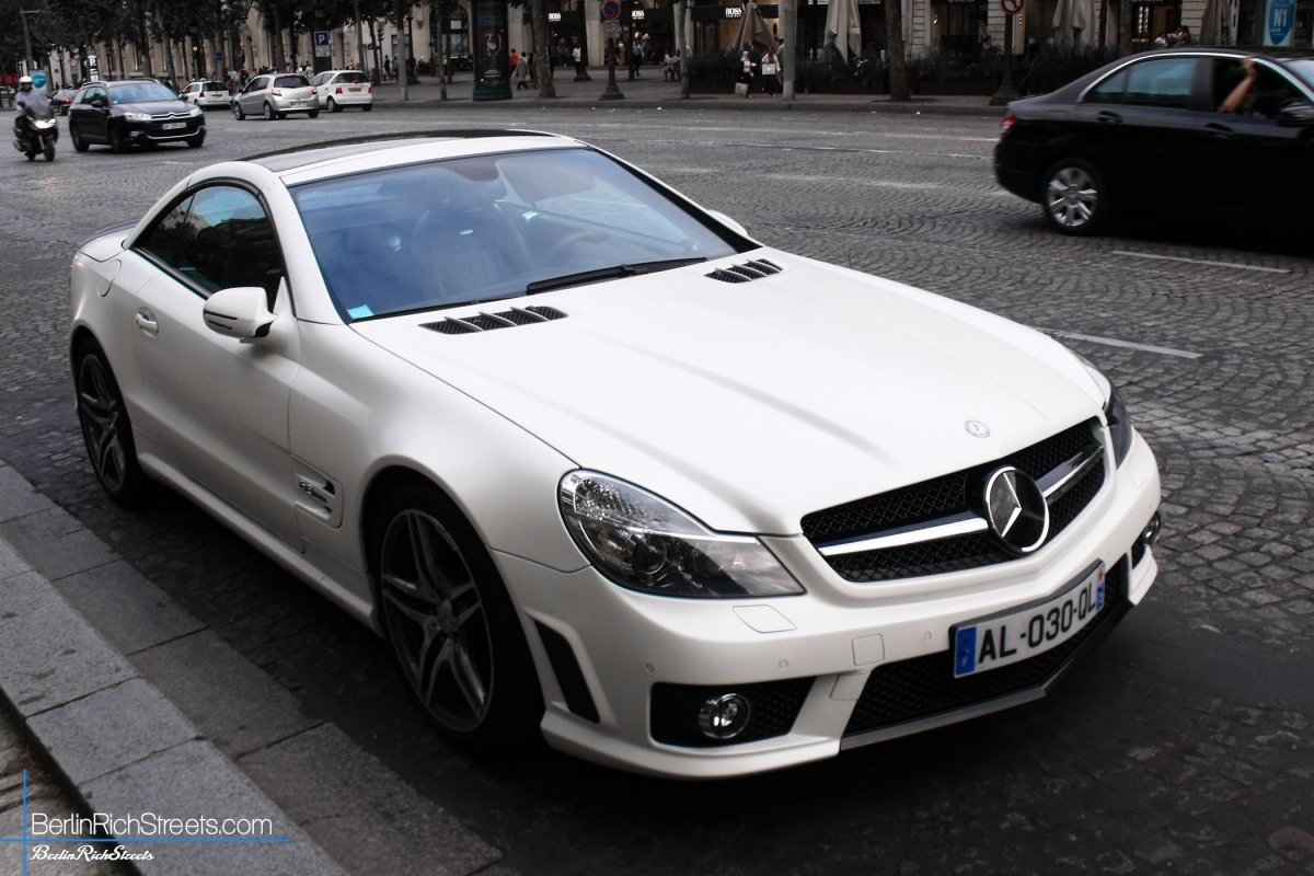 Mercedes-Benz SL63 AMG (R230) 'Edition IWC' spotted in Paris — BerlinRichStreets