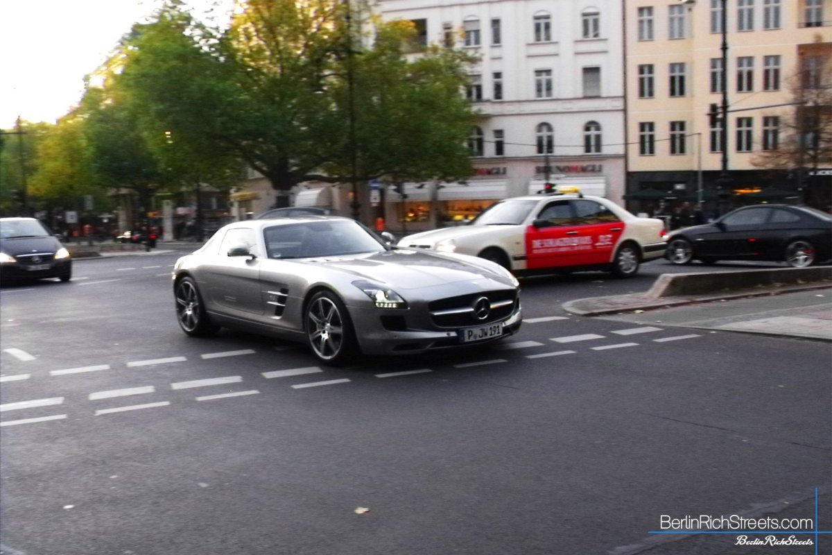 Mercedes-Benz SLS AMG spotted in Berlin — BerlinRichStreets