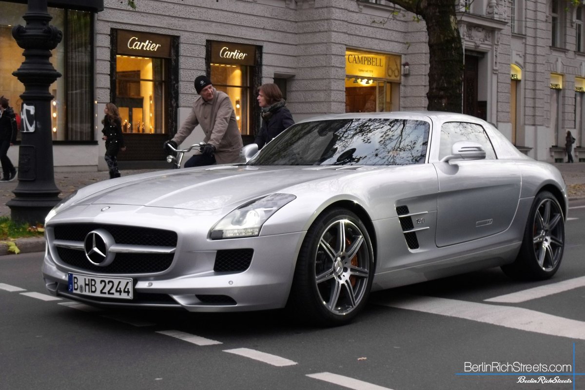 Mercedes-Benz SLS AMG spotted in Berlin — BerlinRichStreets