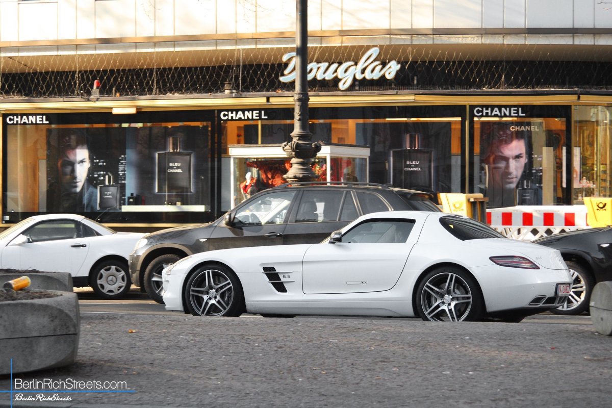 Mercedes-Benz SLS AMG spotted in Berlin — BerlinRichStreets