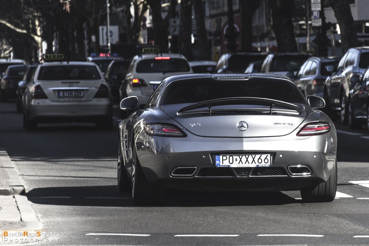 Mercedes-Benz SLS AMG spotted in Berlin — BerlinRichStreets