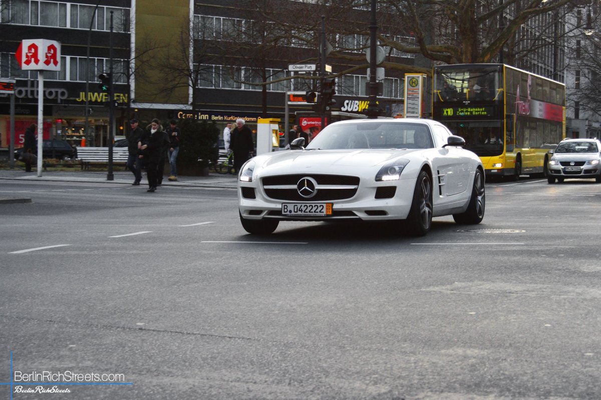 Mercedes-Benz SLS AMG spotted in Berlin — BerlinRichStreets