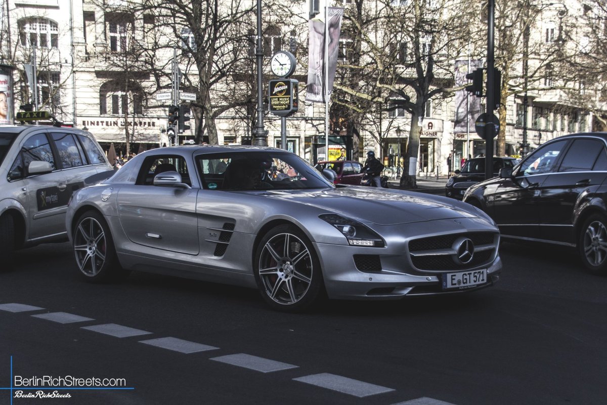 Mercedes-Benz SLS AMG spotted in Berlin — BerlinRichStreets