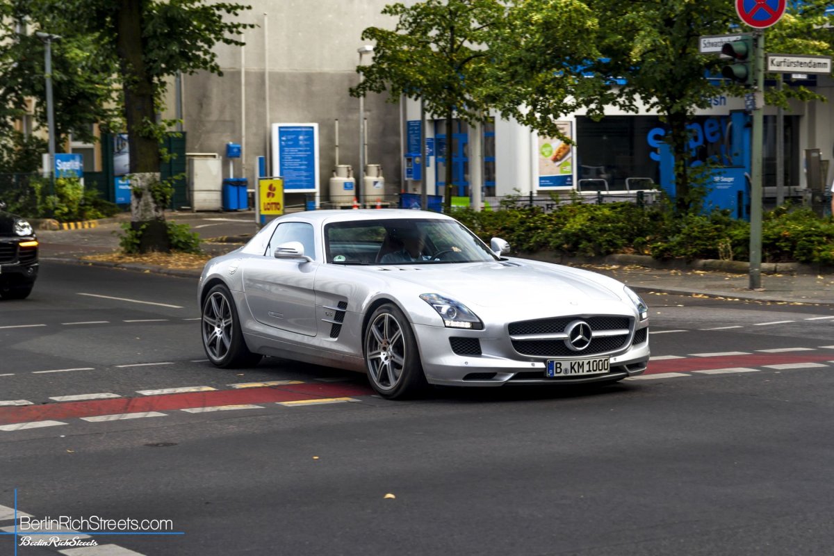 Mercedes-Benz SLS AMG spotted in Berlin — BerlinRichStreets