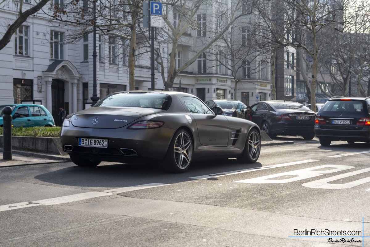 Mercedes-Benz SLS AMG spotted in Berlin — BerlinRichStreets