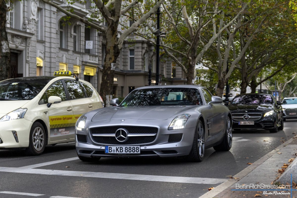 Mercedes-Benz SLS AMG spotted in Berlin — BerlinRichStreets