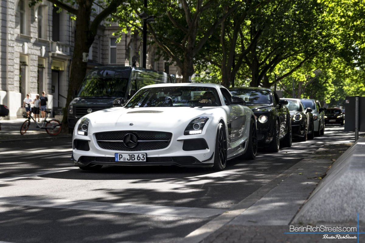 Mercedes-Benz SLS AMG spotted in Berlin — BerlinRichStreets