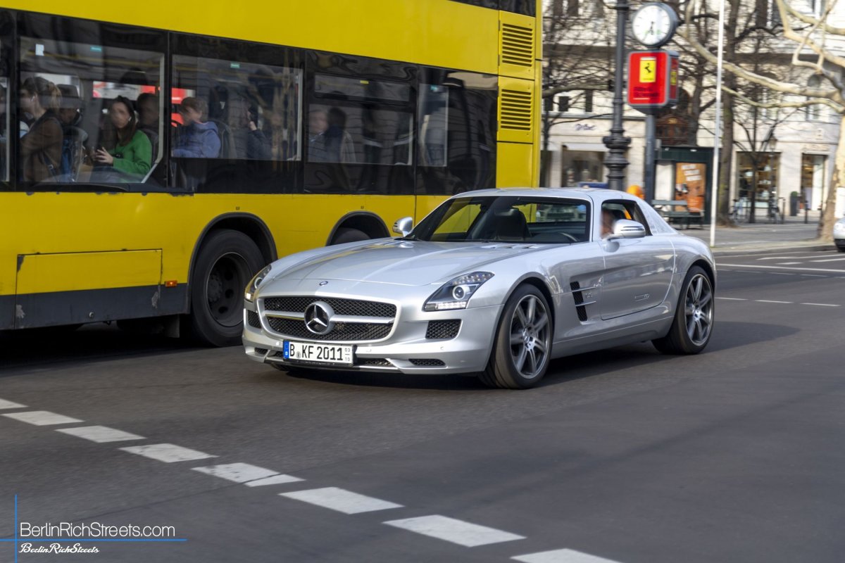 Mercedes-Benz SLS AMG spotted in Berlin — BerlinRichStreets