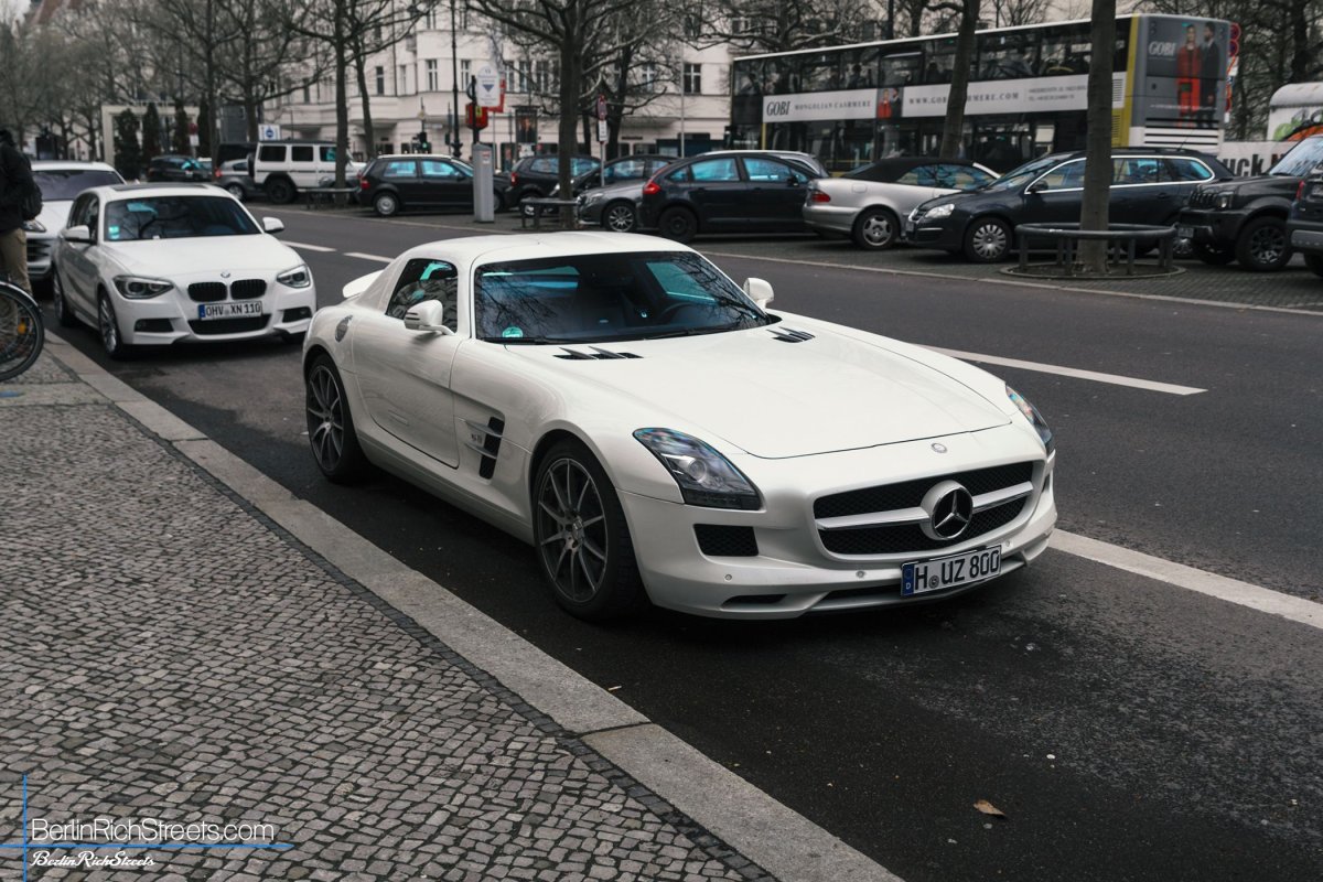 Mercedes-Benz SLS AMG spotted in Berlin — BerlinRichStreets