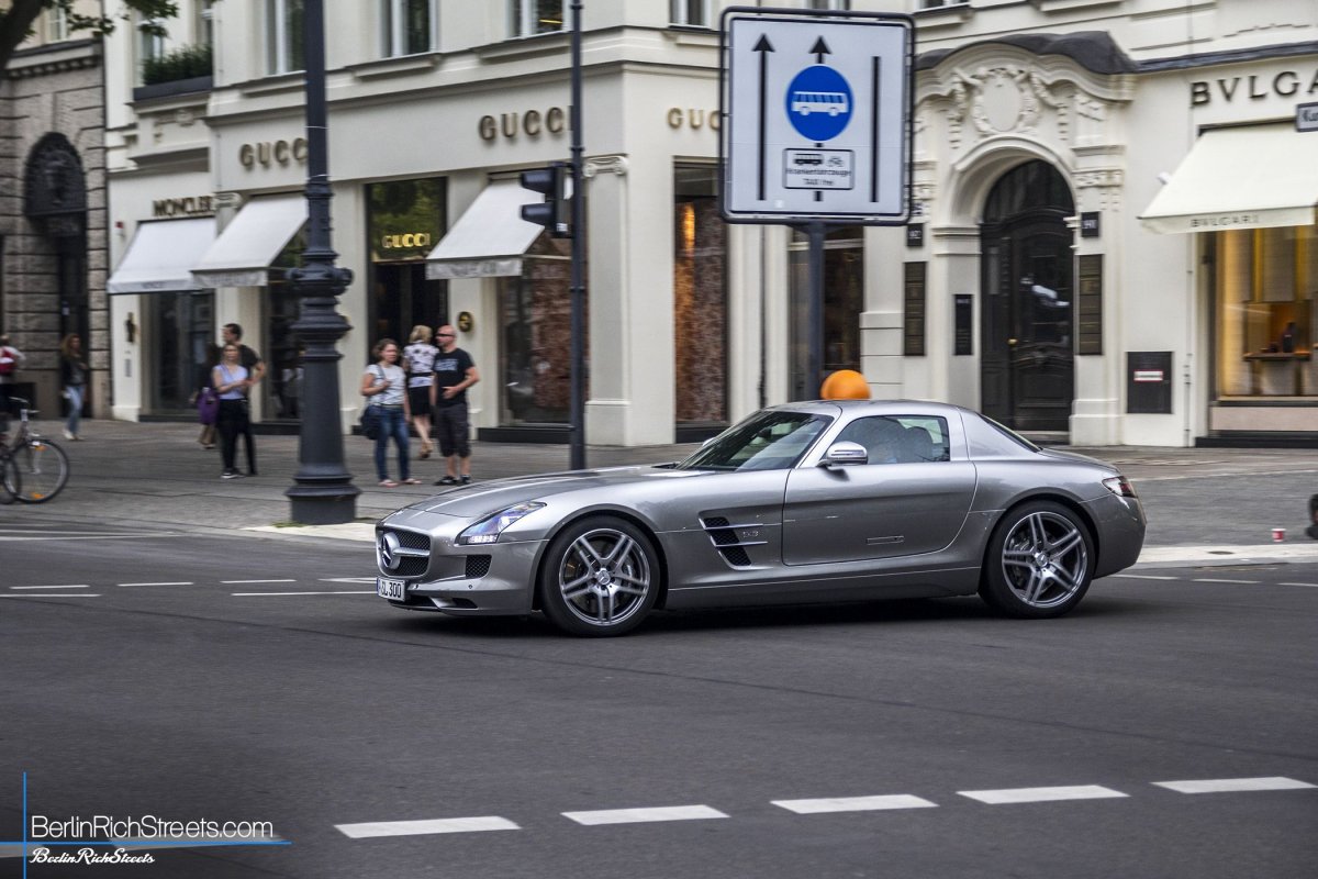 Mercedes-Benz SLS AMG spotted in Berlin — BerlinRichStreets