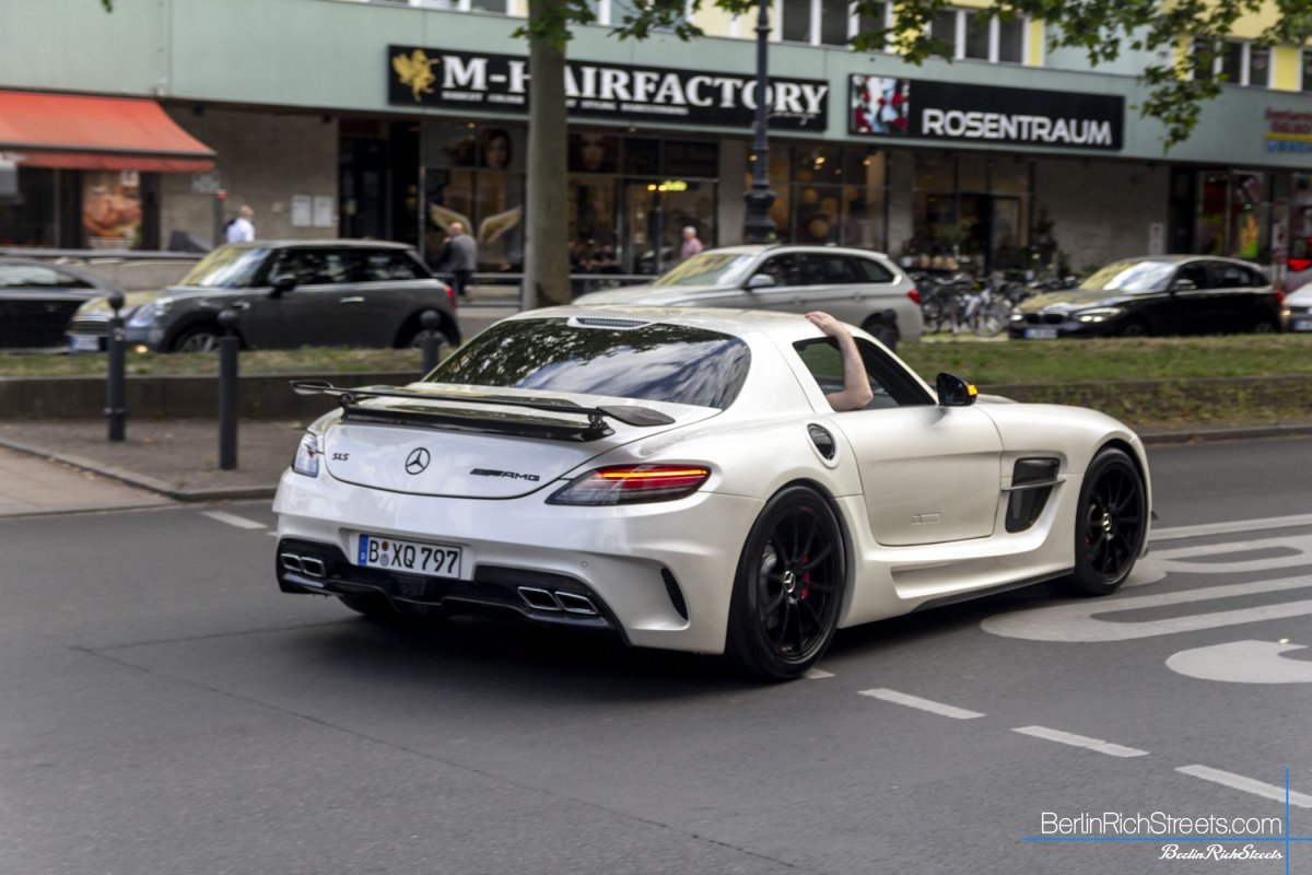 Mercedes-Benz SLS AMG GT spotted in Berlin — BerlinRichStreets