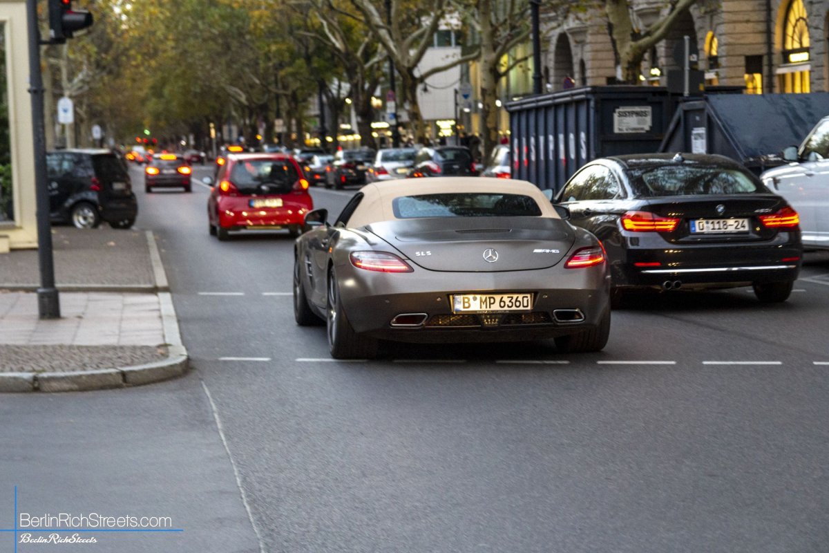 Mercedes-Benz SLS AMG Roadster spotted in Berlin — BerlinRichStreets
