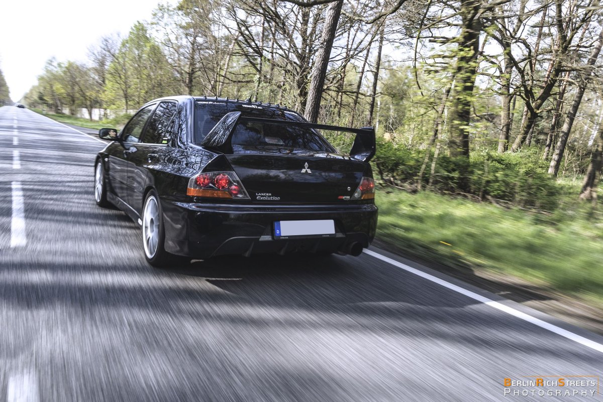 Mitsubishi Lancer Evolution IX — BerlinRichStreets