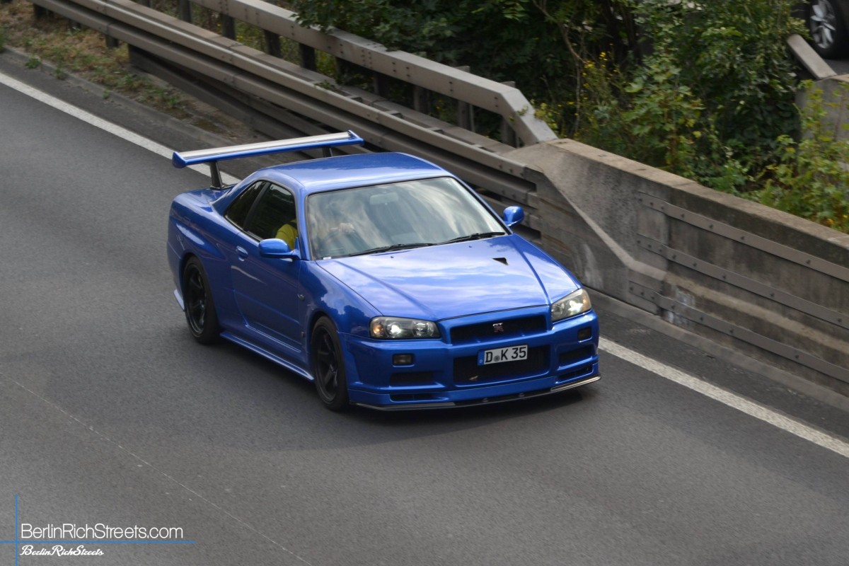 Nissan Skyline GTR R34 V-Spec II spotted in Mönchengladbach — BerlinRichStreets