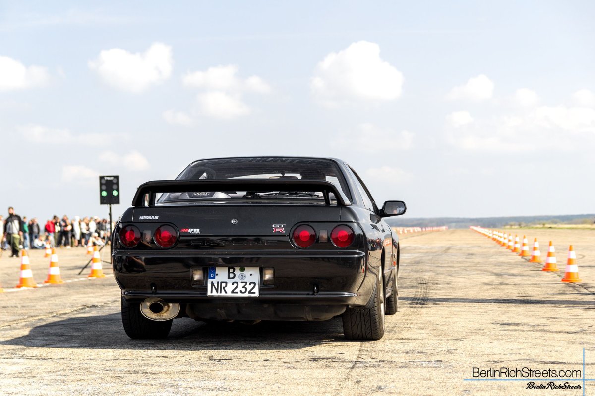 Nissan Skyline GTR R32 spotted in Chojna — BerlinRichStreets