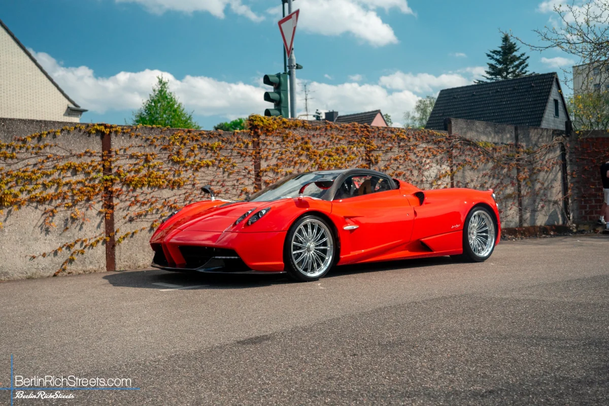 Pagani Huayra Roadster spotted in Düsseldorf — BerlinRichStreets