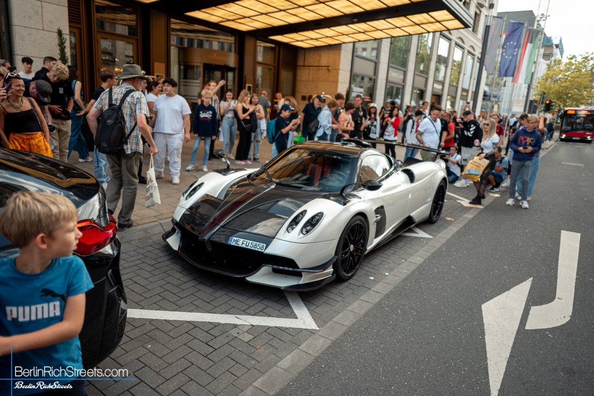Pagani Huayra BC Roadster spotted in Düsseldorf — BerlinRichStreets