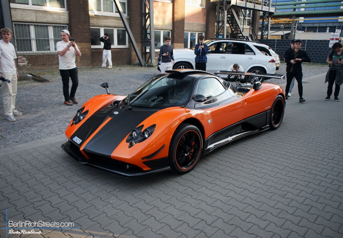 Pagani Zonda Cinque spotted in Düsseldorf — BerlinRichStreets