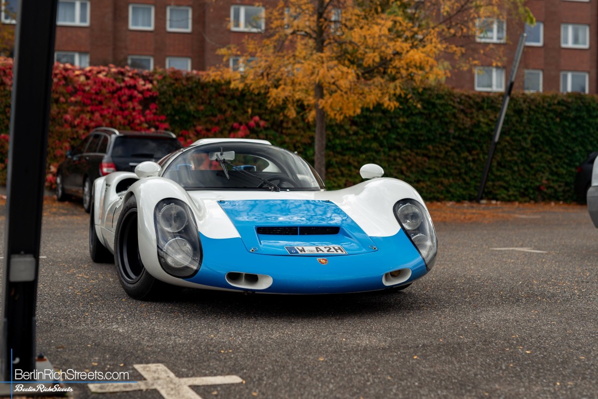 Porsche 910 spotted in Düsseldorf — BerlinRichStreets