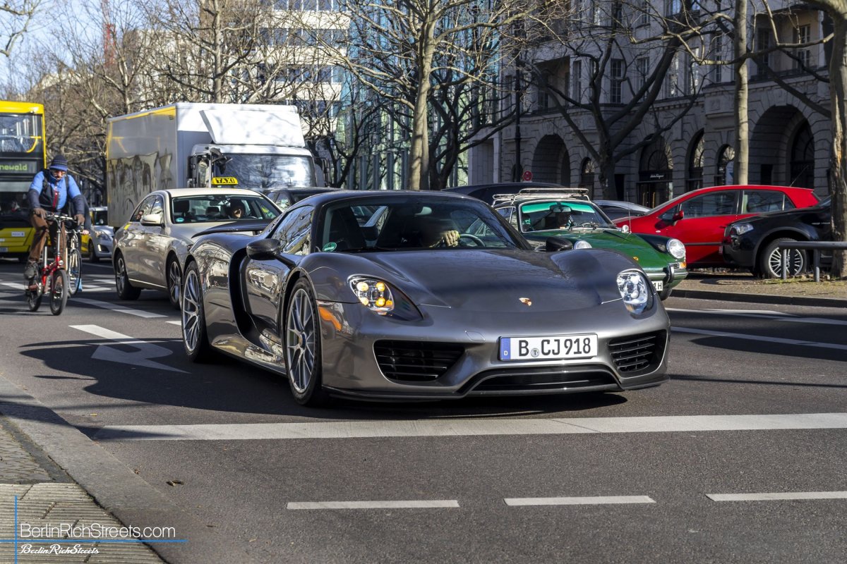 Porsche 918 Spyder Weissach Package — BerlinRichStreets