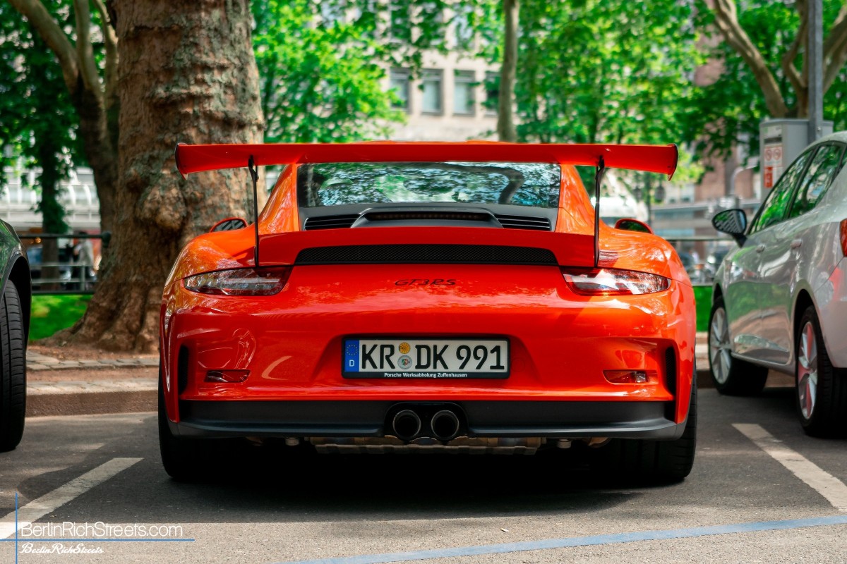 Porsche GT3 RS (991.1) spotted in Düsseldorf — BerlinRichStreets