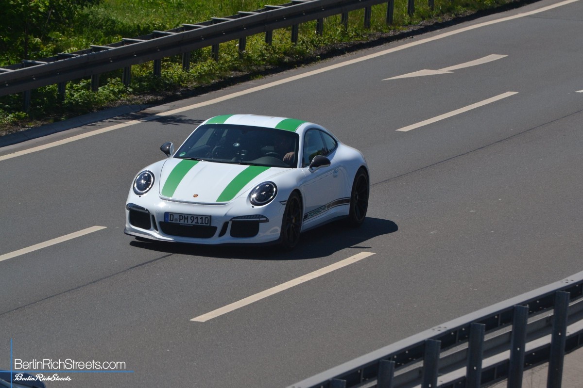 Porsche 911R (991) spotted in Düsseldorf — BerlinRichStreets