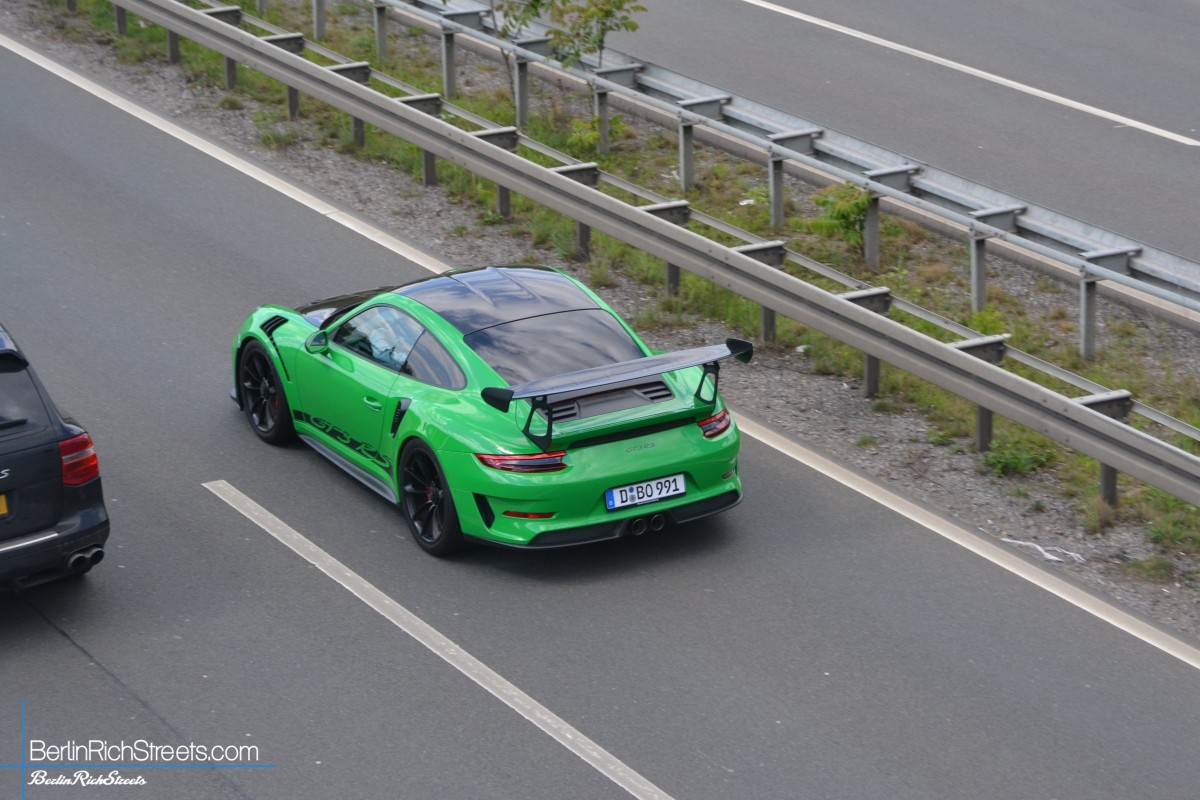 Porsche GT3 RS Weissach Package (991.2) — BerlinRichStreets