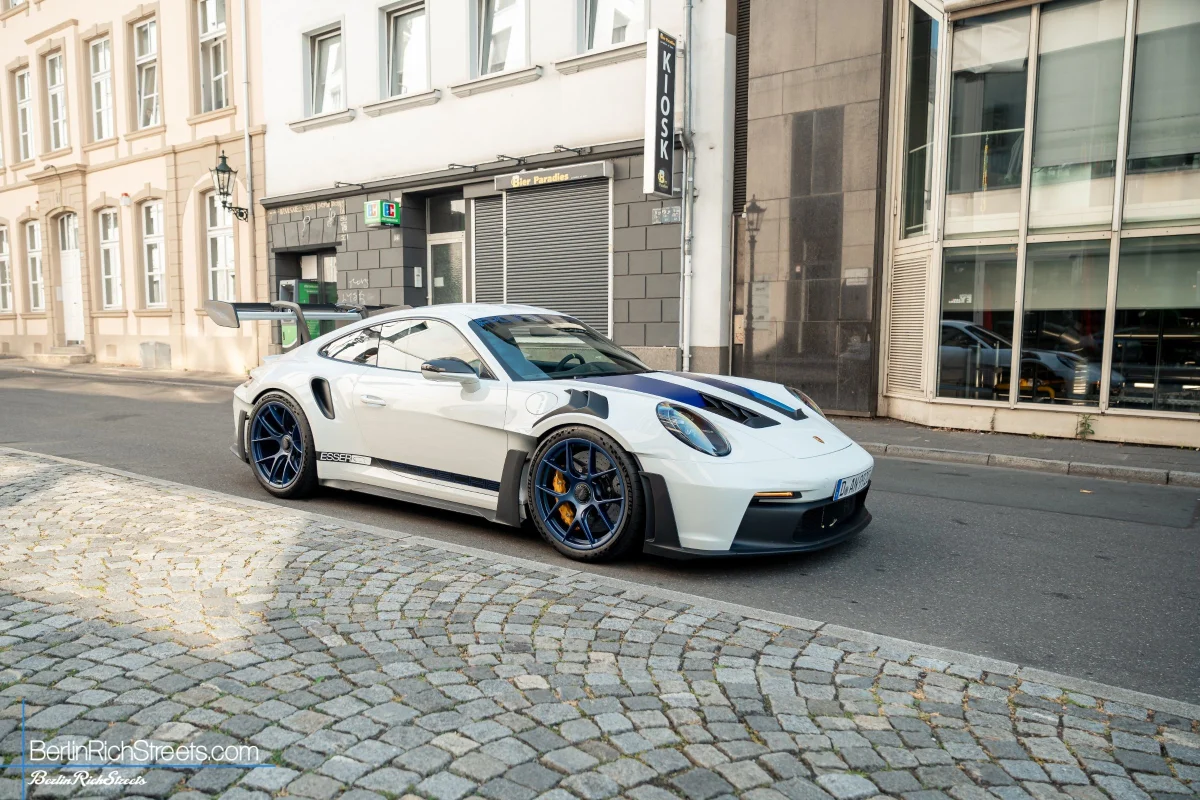 Porsche GT3 RS (992.1) spotted in Düsseldorf — BerlinRichStreets