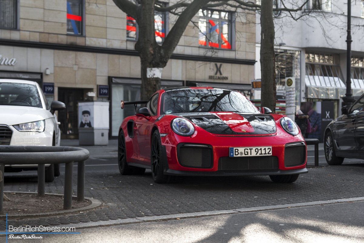 Porsche GT2 RS Weissach Package (991) — BerlinRichStreets