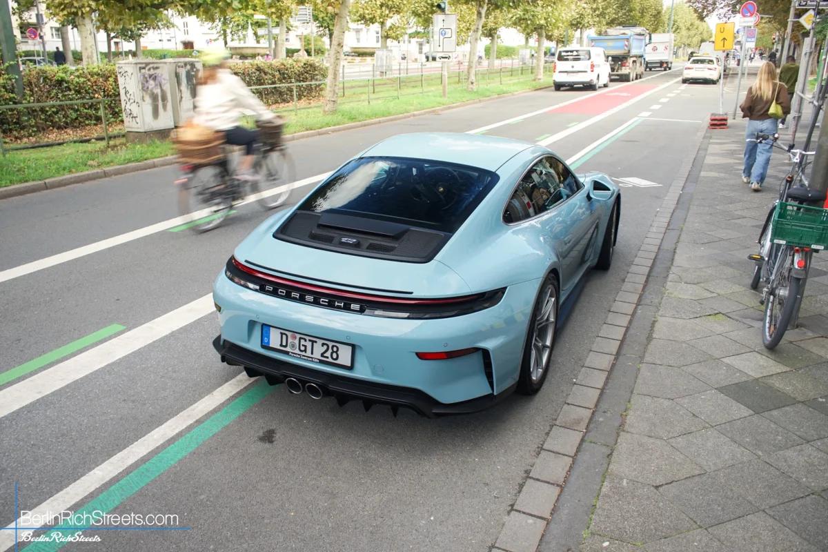 Porsche GT3 (992.2) spotted in Düsseldorf — BerlinRichStreets