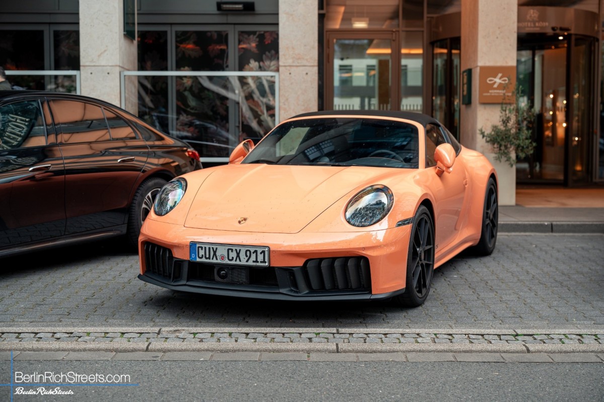Porsche Targa 4 GTS (992.2) spotted in Düsseldorf — BerlinRichStreets