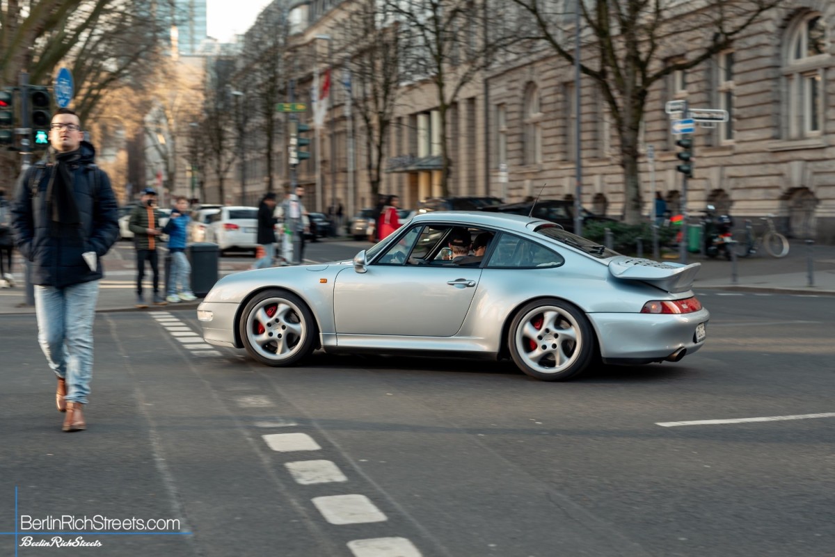Porsche Turbo (993) spotted in Düsseldorf — BerlinRichStreets