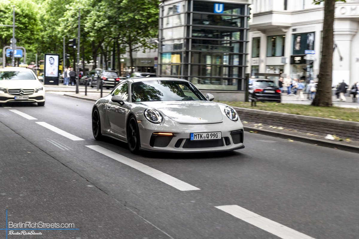 Porsche GT3 Touring (991.2) spotted in Berlin — BerlinRichStreets