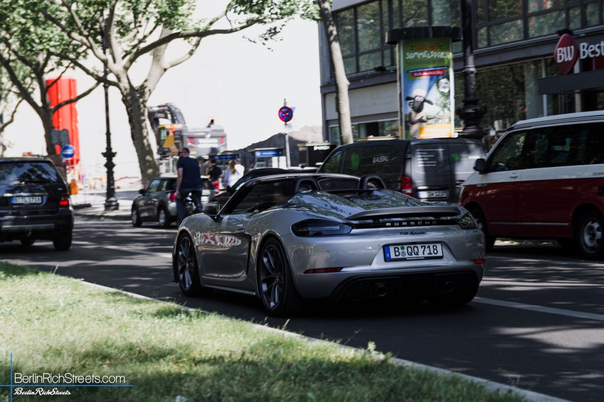 Porsche 718 Boxster Spyder (982) spotted in Berlin — BerlinRichStreets
