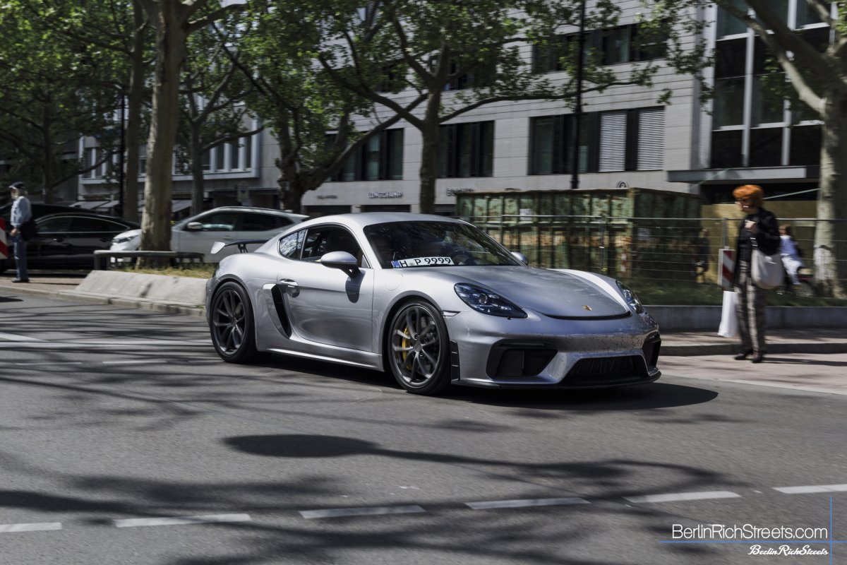 Porsche 718 Cayman GT4 (982) spotted in Berlin — BerlinRichStreets