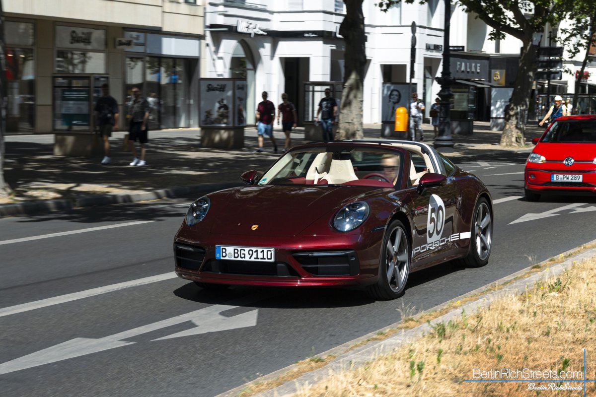 Porsche Targa 4S (992.1) Heritage Design Edition spotted in Berlin — BerlinRichStreets
