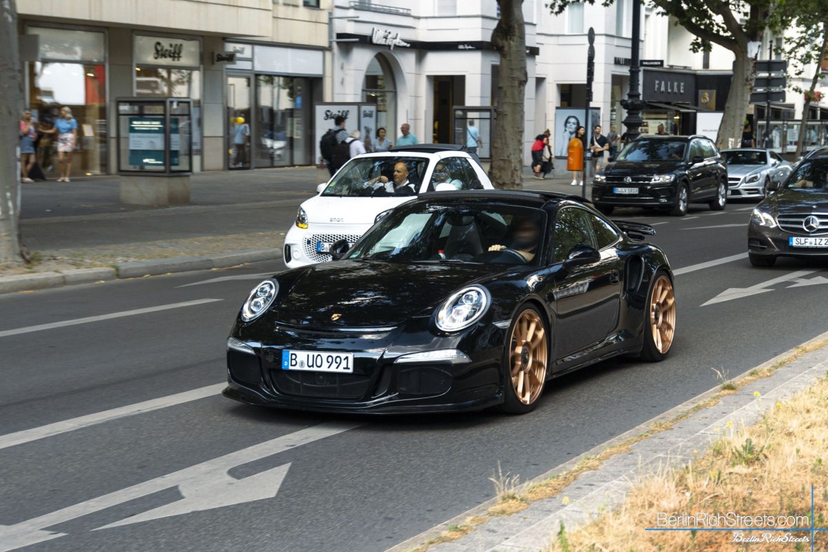 Porsche Turbo S (991.1) spotted in Berlin — BerlinRichStreets