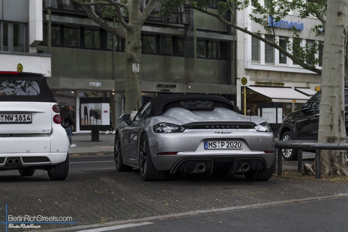 Porsche 718 Boxster Spyder (982) spotted in Berlin — BerlinRichStreets