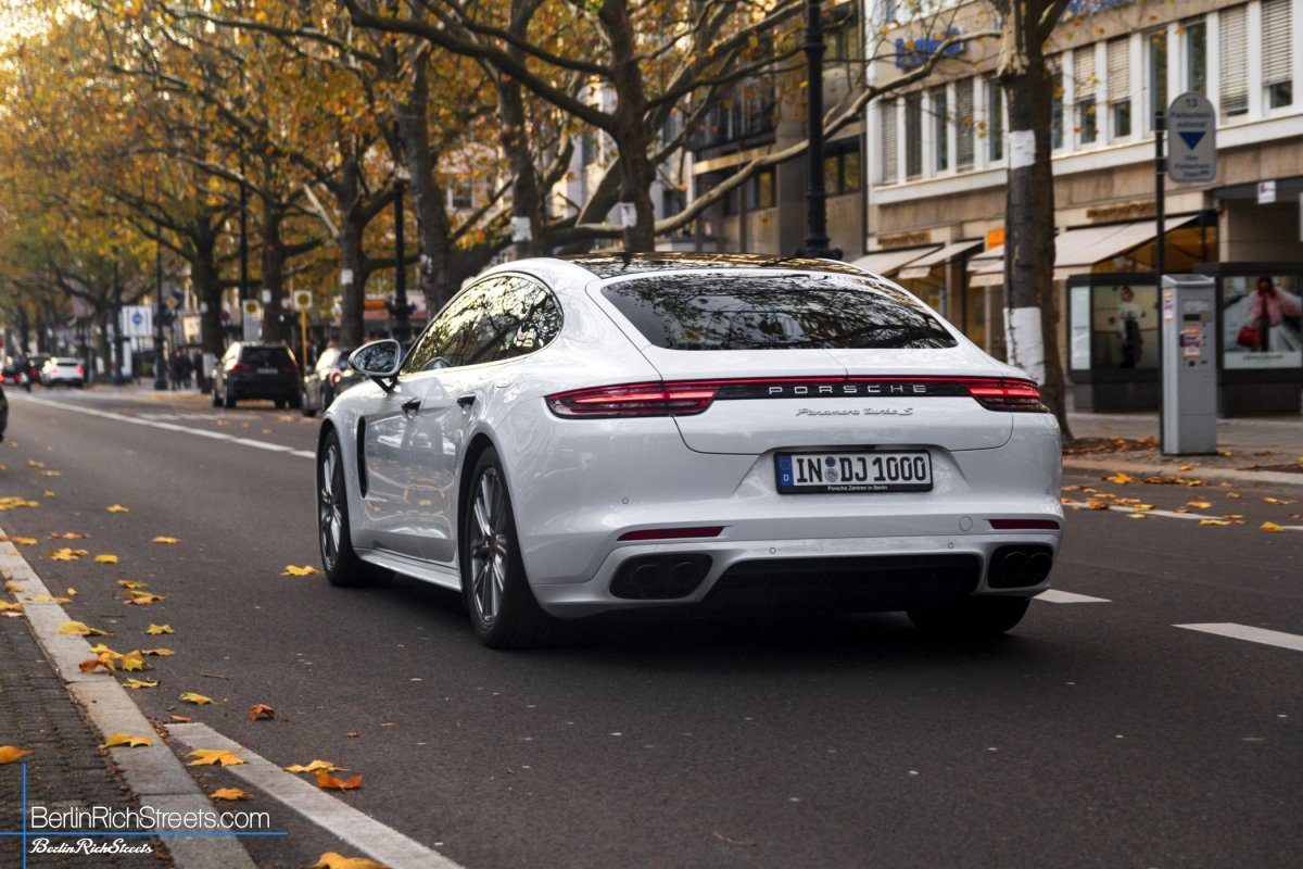 Porsche Panamera Turbo S E-Hybrid (971) spotted in Berlin — BerlinRichStreets