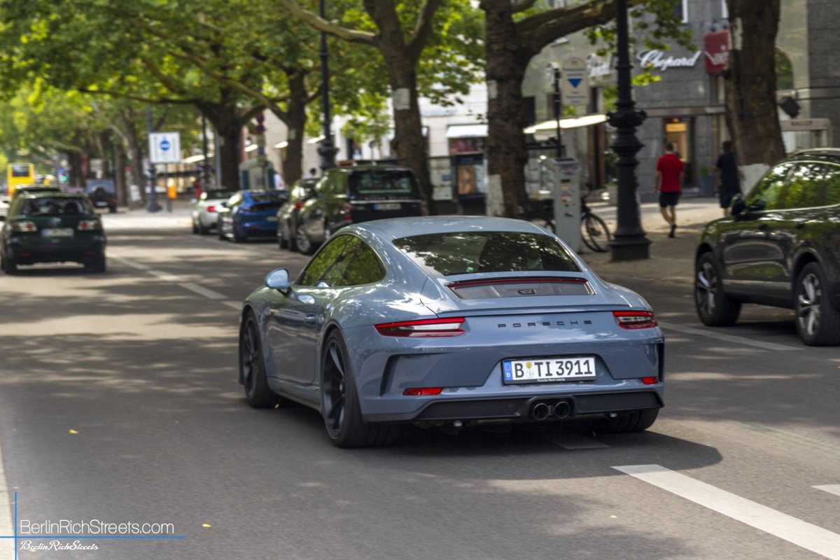 Porsche GT3 Touring (991.2) spotted in Berlin — BerlinRichStreets