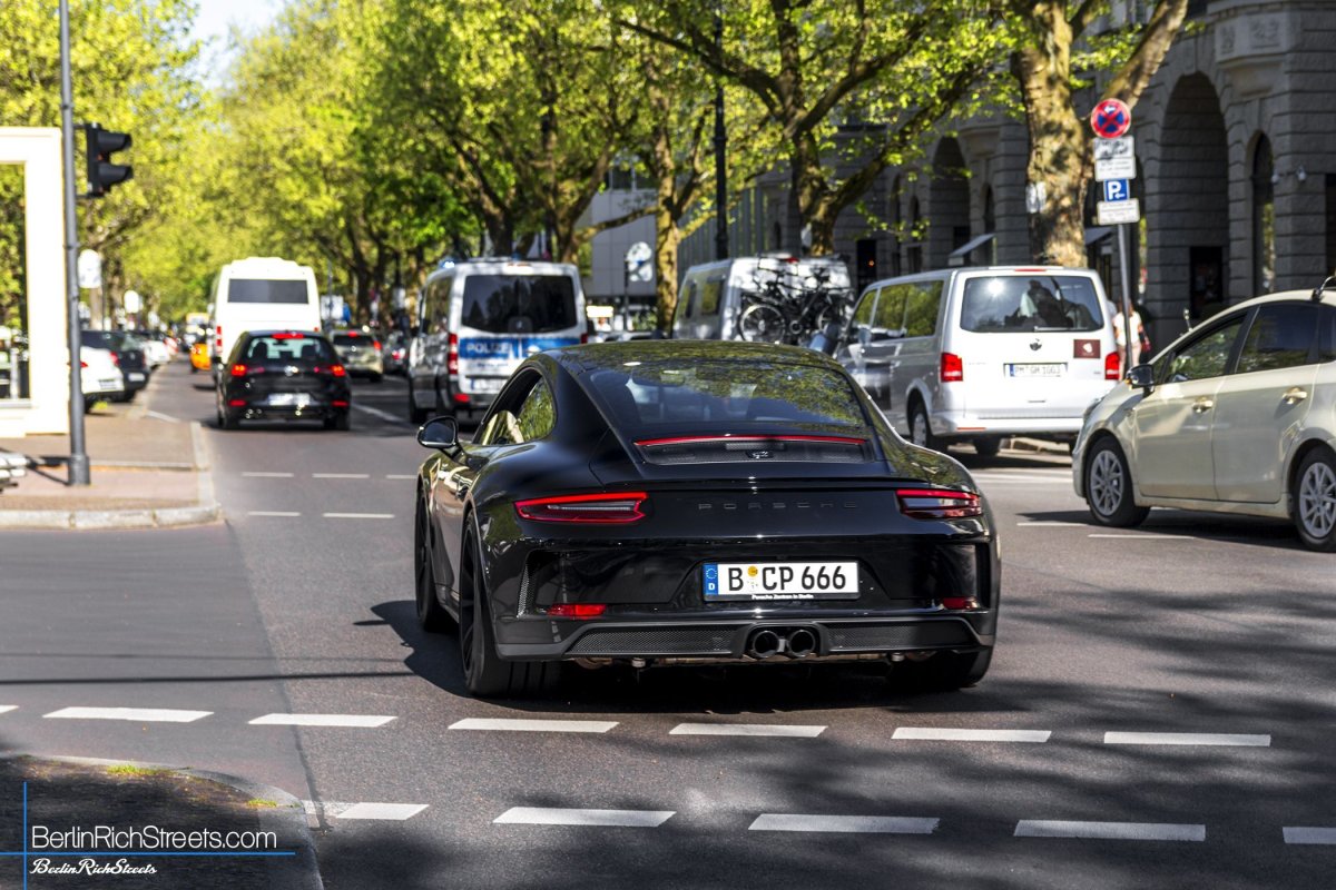 Porsche GT3 Touring (991.2) spotted in Berlin — BerlinRichStreets