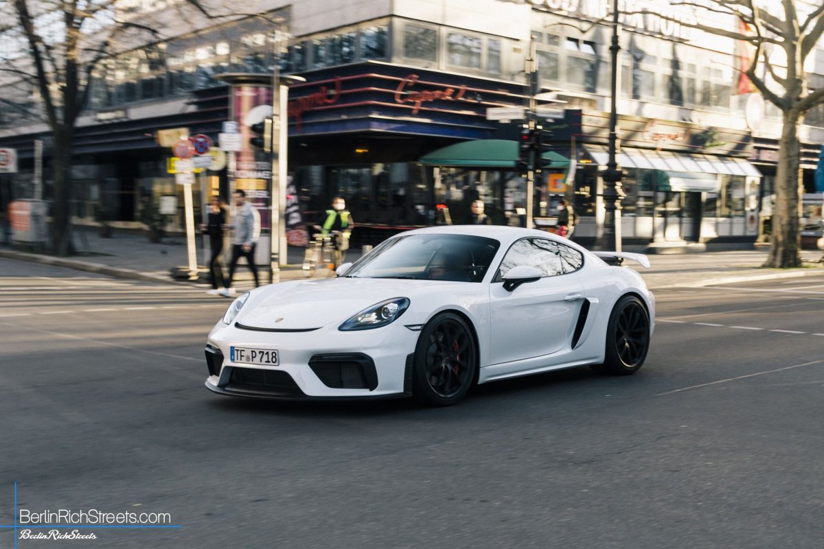 Porsche 718 Cayman GT4 (982) spotted in Berlin — BerlinRichStreets