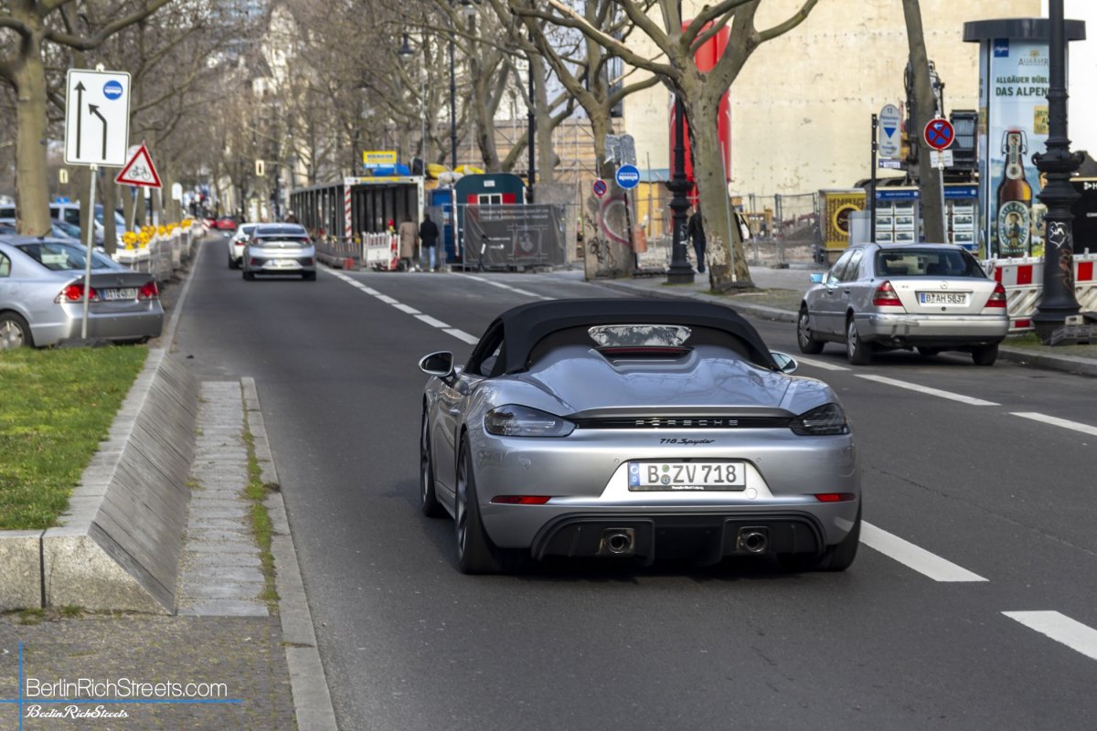 Porsche 718 Boxster Spyder (982) spotted in Berlin — BerlinRichStreets