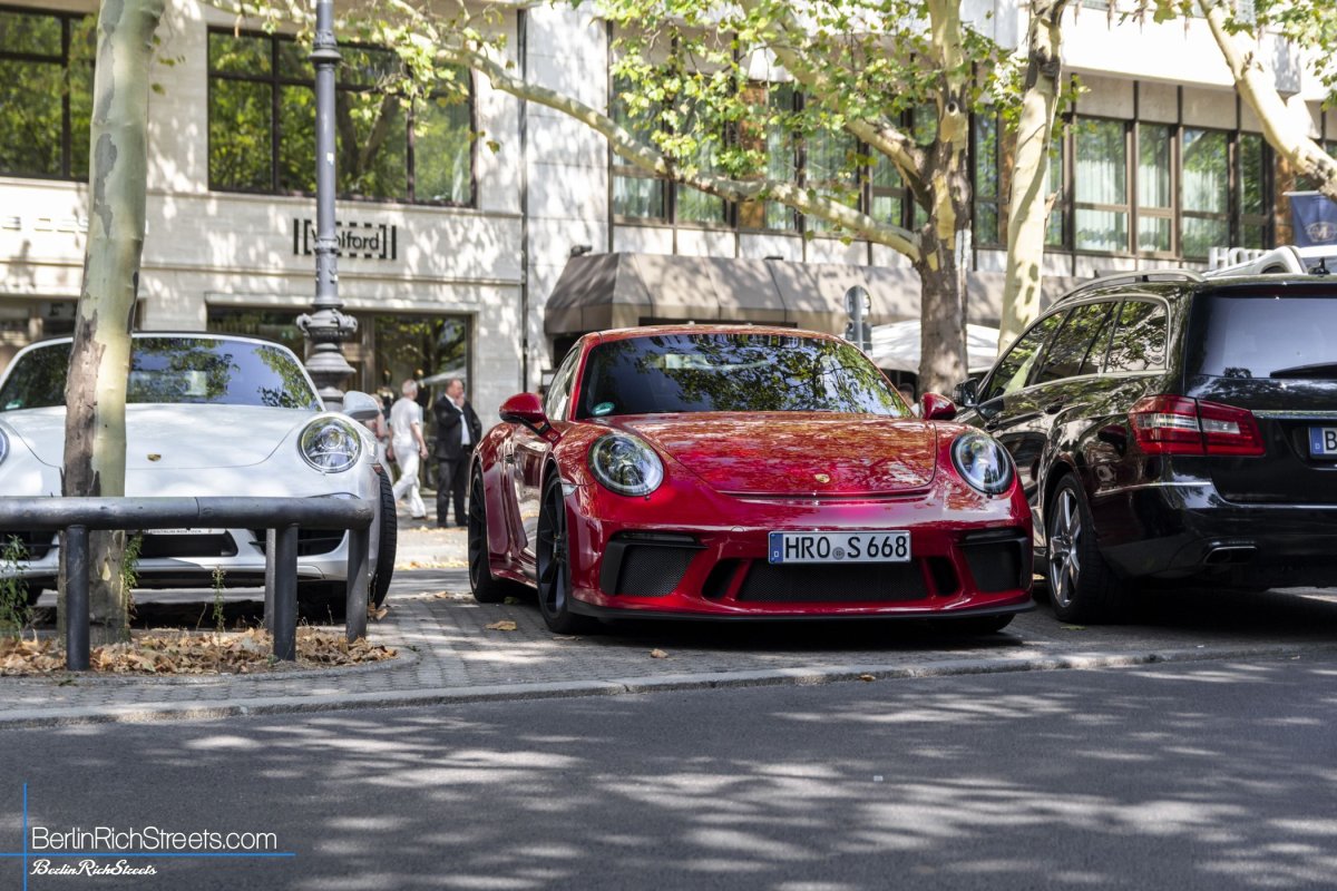 Porsche GT3 Touring (991.2) spotted in Berlin — BerlinRichStreets