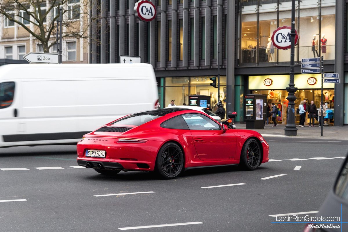 Porsche Carrera 4 GTS (991.2) spotted in Berlin — BerlinRichStreets