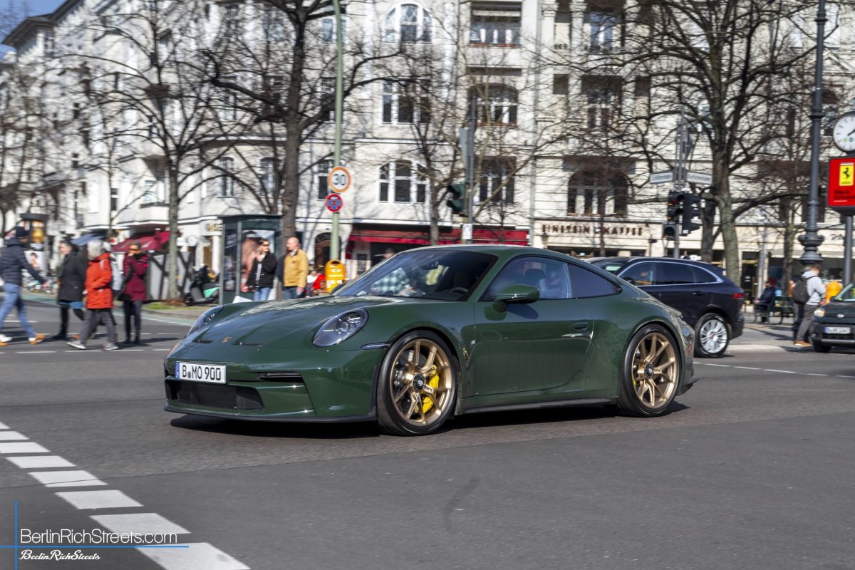 Porsche GT3 Touring (992.1) spotted in Berlin — BerlinRichStreets