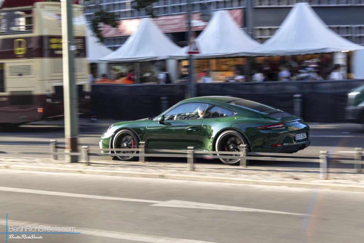 Porsche GT3 Touring (991.2) spotted in Berlin — BerlinRichStreets