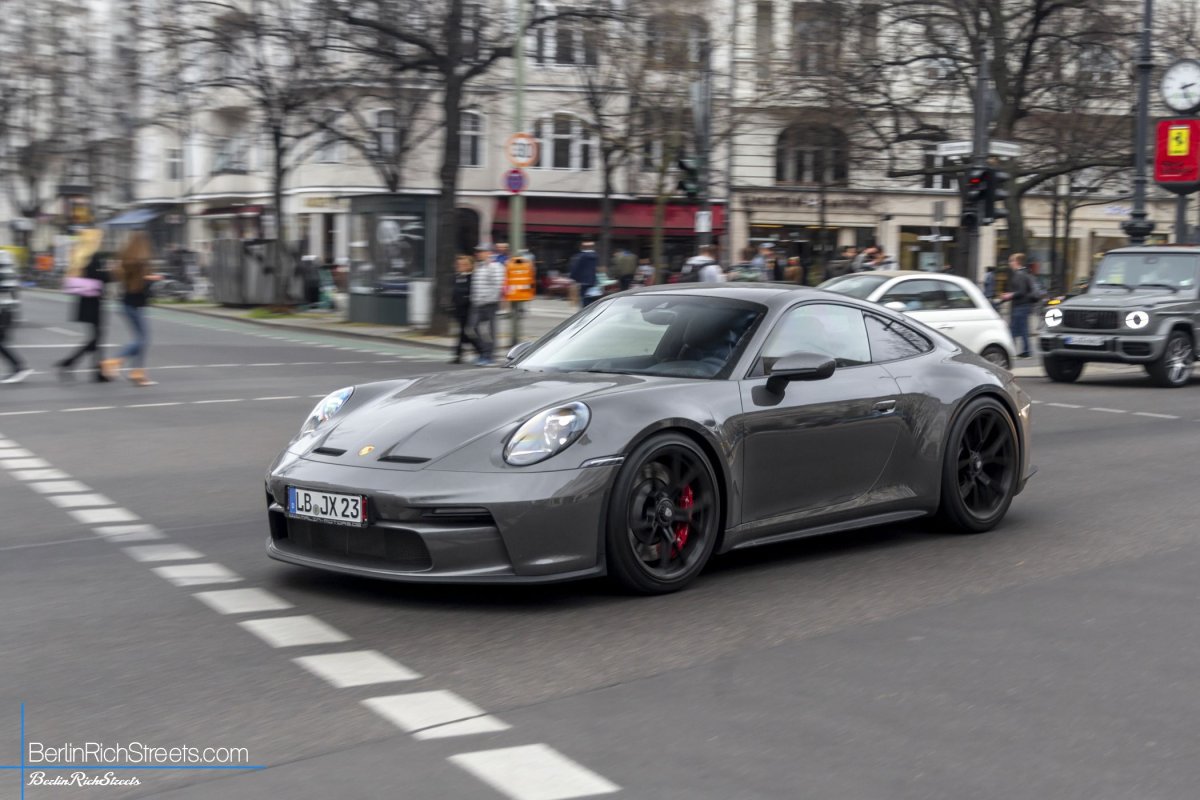 Porsche GT3 Touring (992.1) spotted in Berlin — BerlinRichStreets