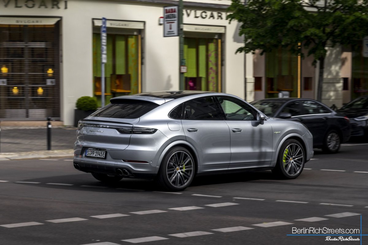 Porsche Cayenne (959C) Turbo S E-Hybrid Coupé spotted in Berlin — BerlinRichStreets
